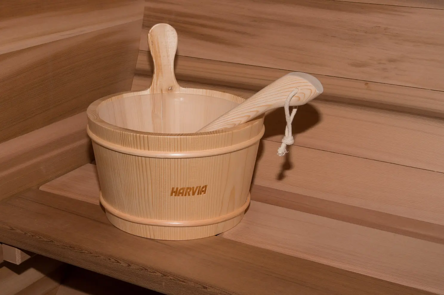 Gratte-dos en bois 45 cm Source Treffina Bath